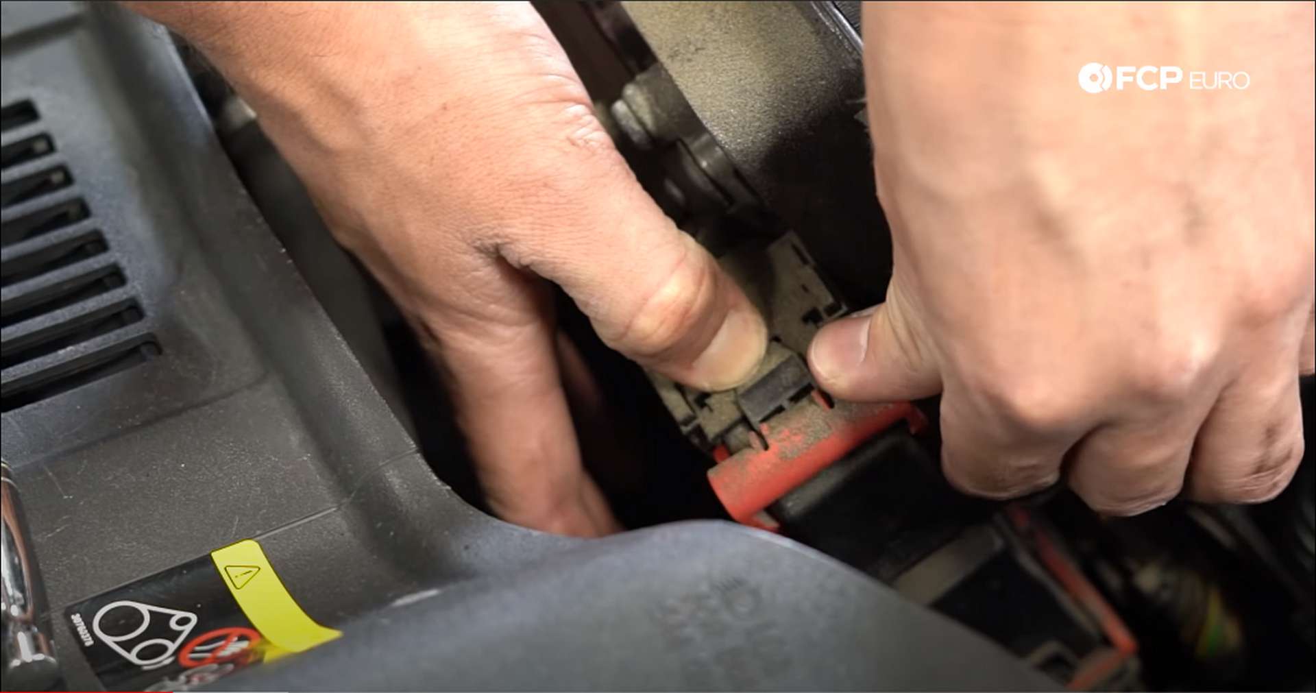 DIY Volvo PCV unplugging ecu
