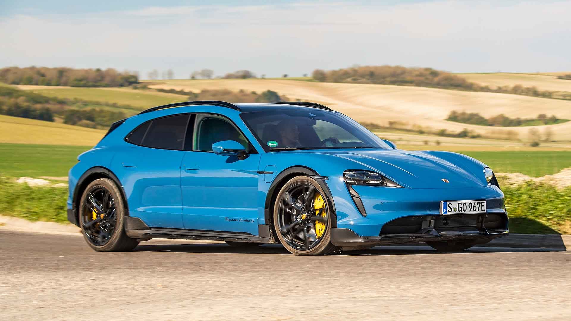 Porsche Taycan Turbo S Cross Turismo Wagon 