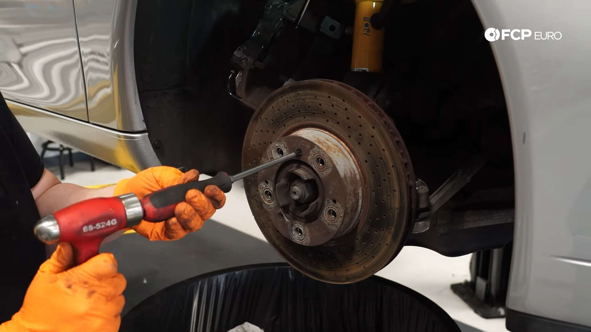 Porsche 996 911 Front Brakes Replacement Rotor Removal