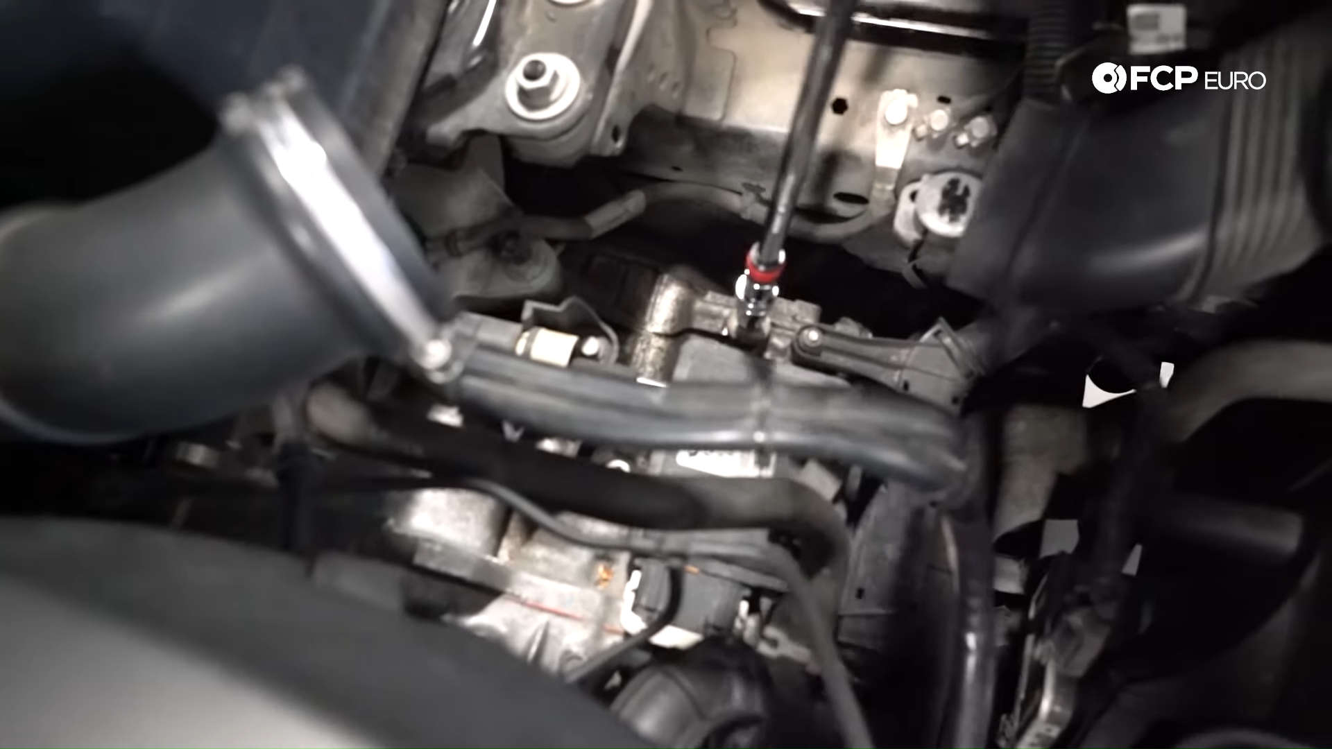 07-volvo-automatic-trans-service-t55-drain-plug