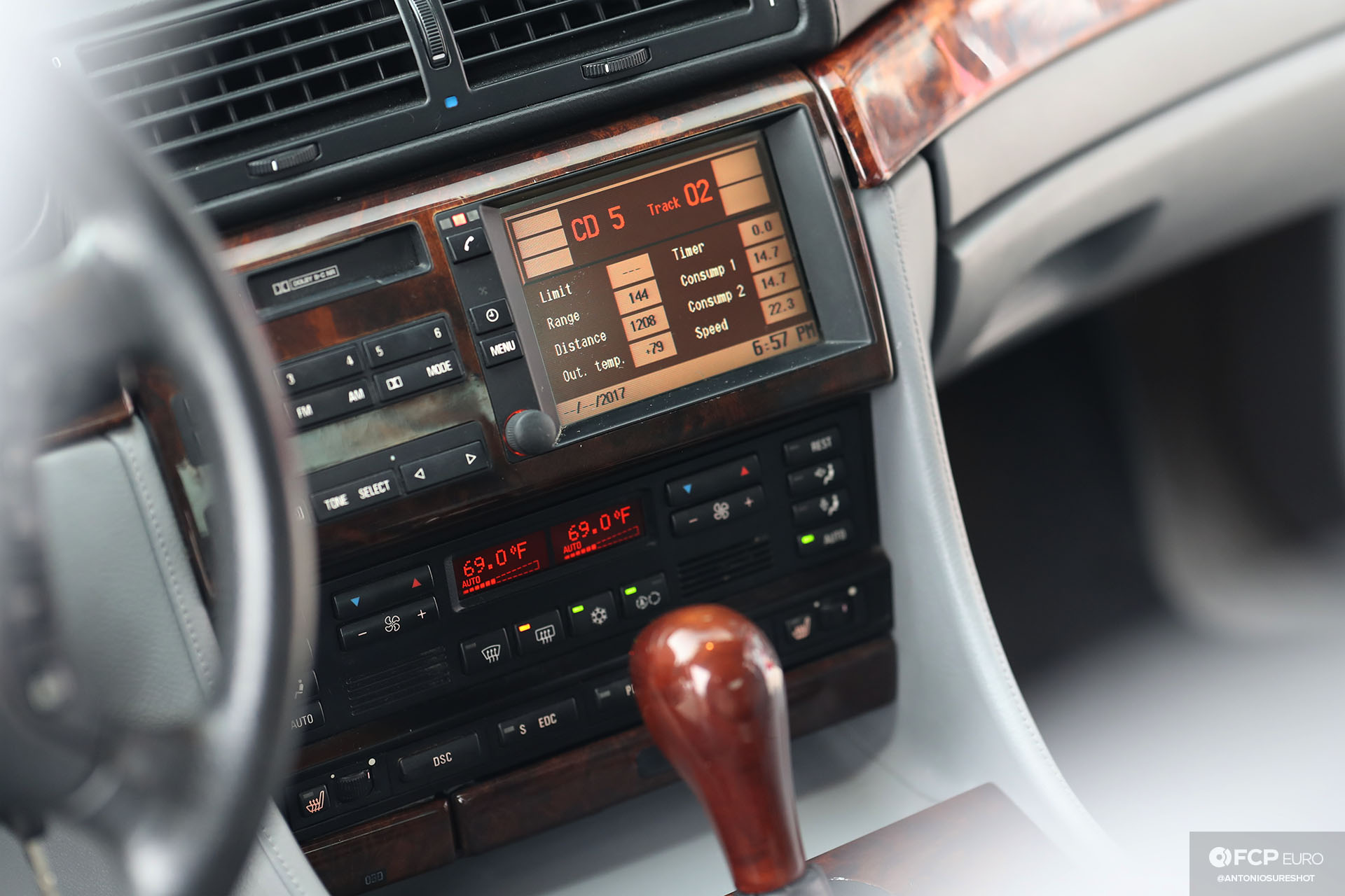 E38 BMW 750iL M73 