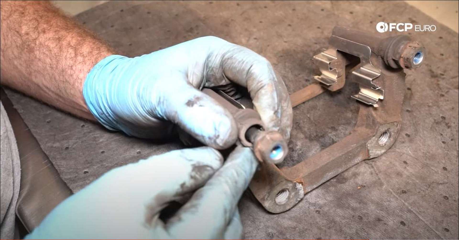 DIY P3 Volvo Rear Brakes removing the guide pins