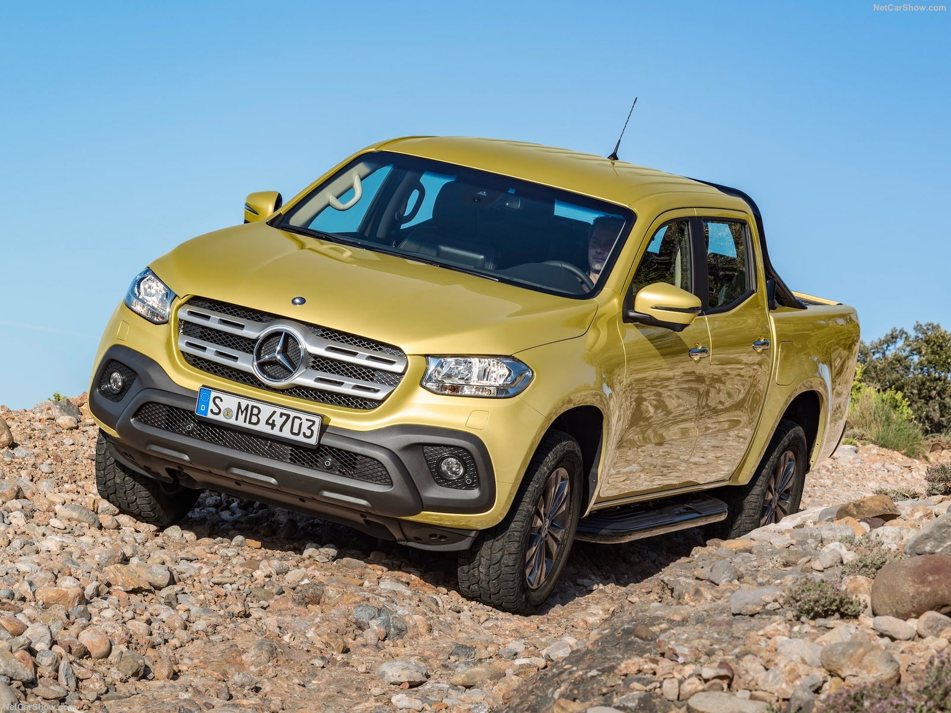Mercedes-Benz-X-Class-2018
