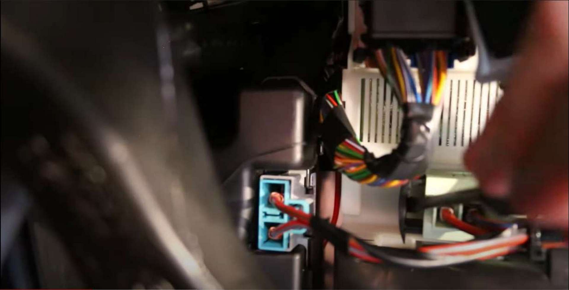DIY Volvo Cabin Filter sliding lock connection