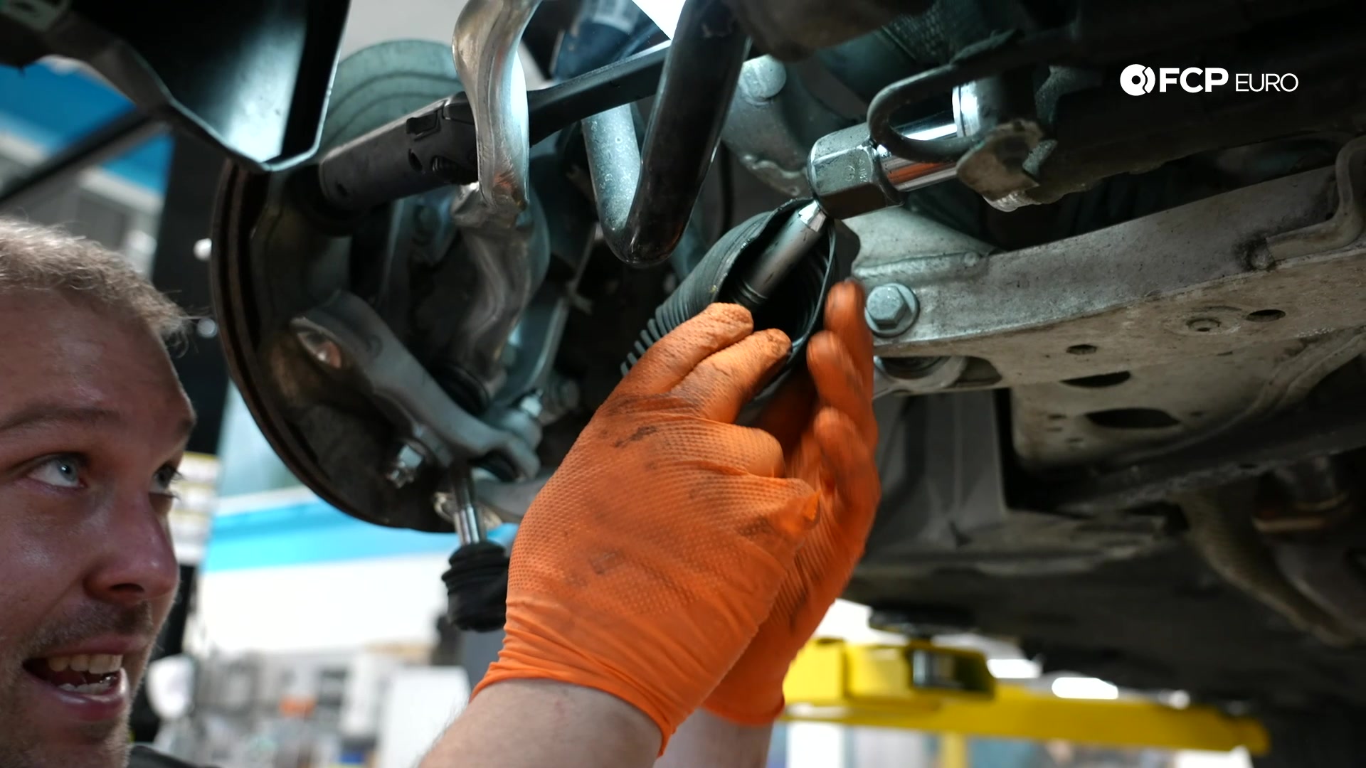 DIY BMW E90 Tie Rod Replacement inner tie rod connection exposed