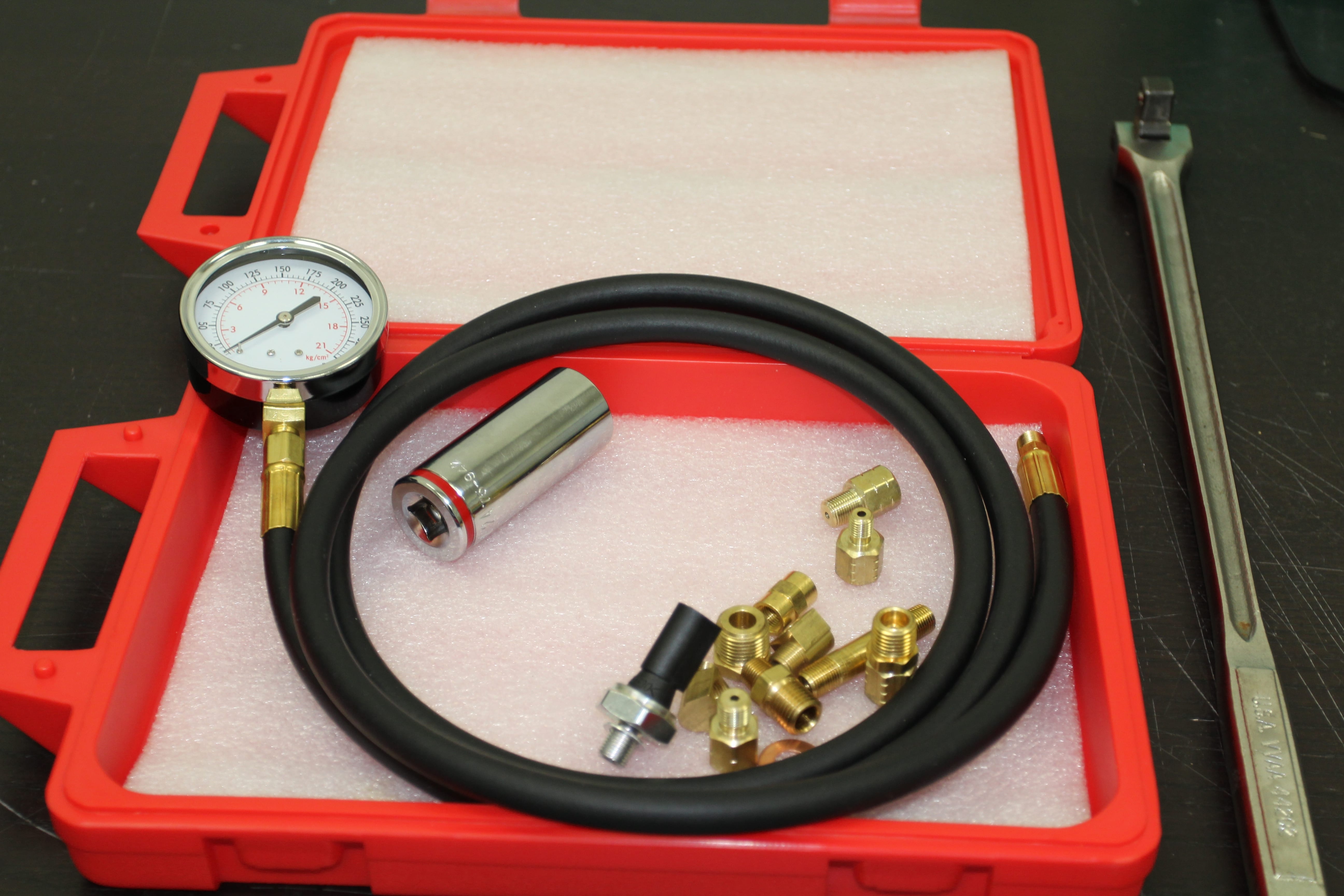 low-pressure-gauge-test-compression-level