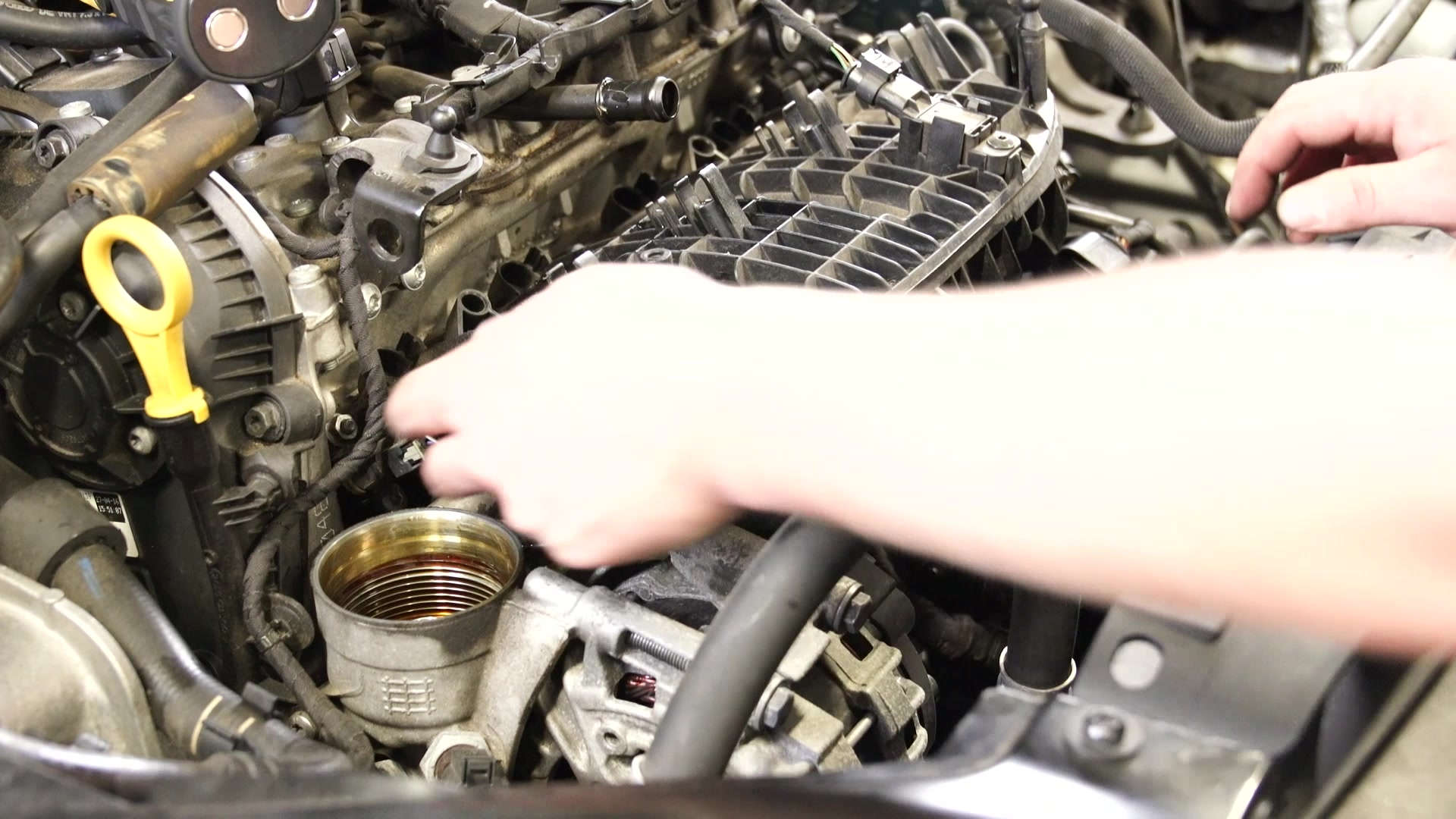 31-vw-mk7-manifold-removal-safety-clip