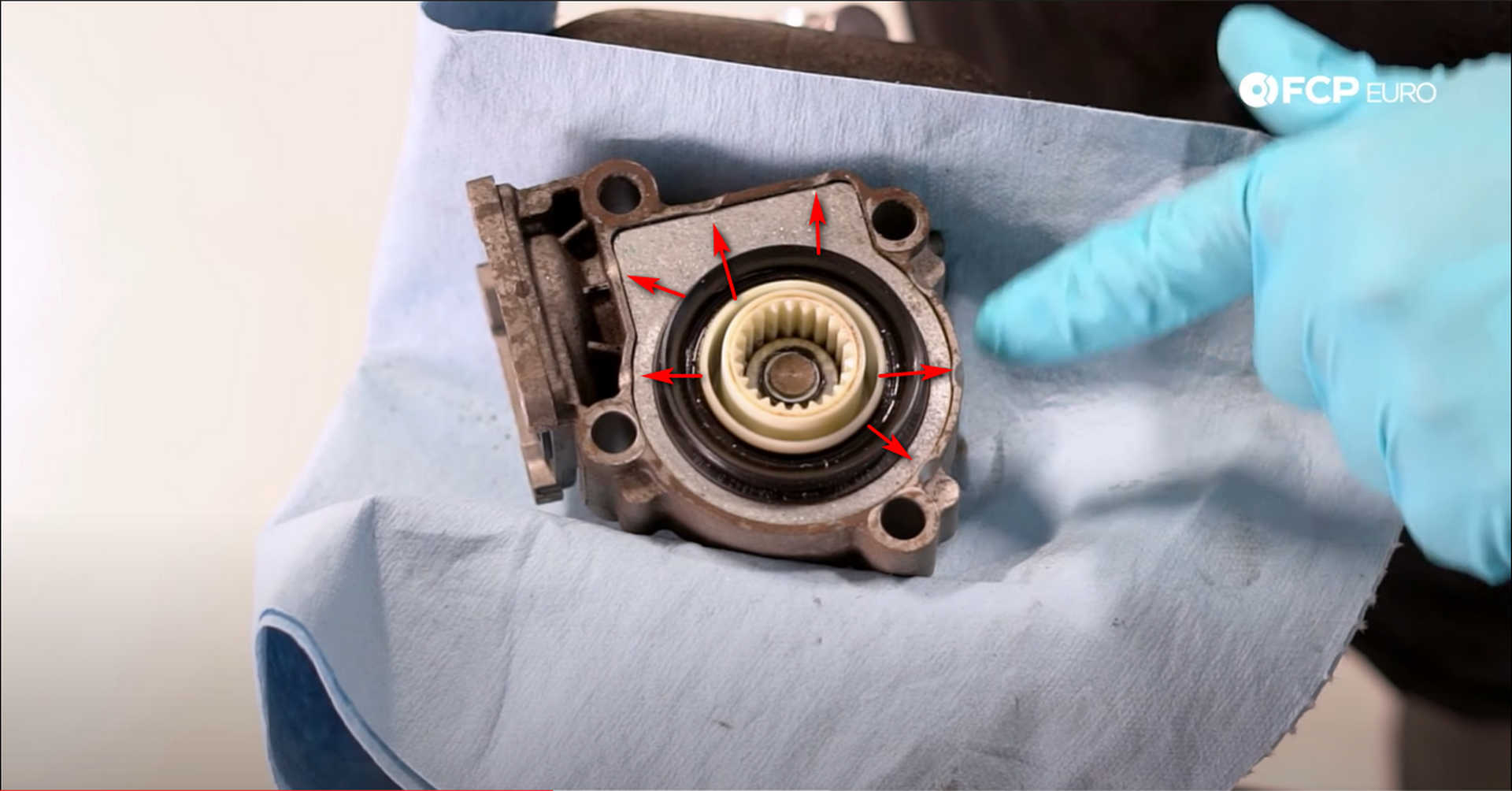 DIY BMW X3 Transfer Case Actuator freeing up the faceplate