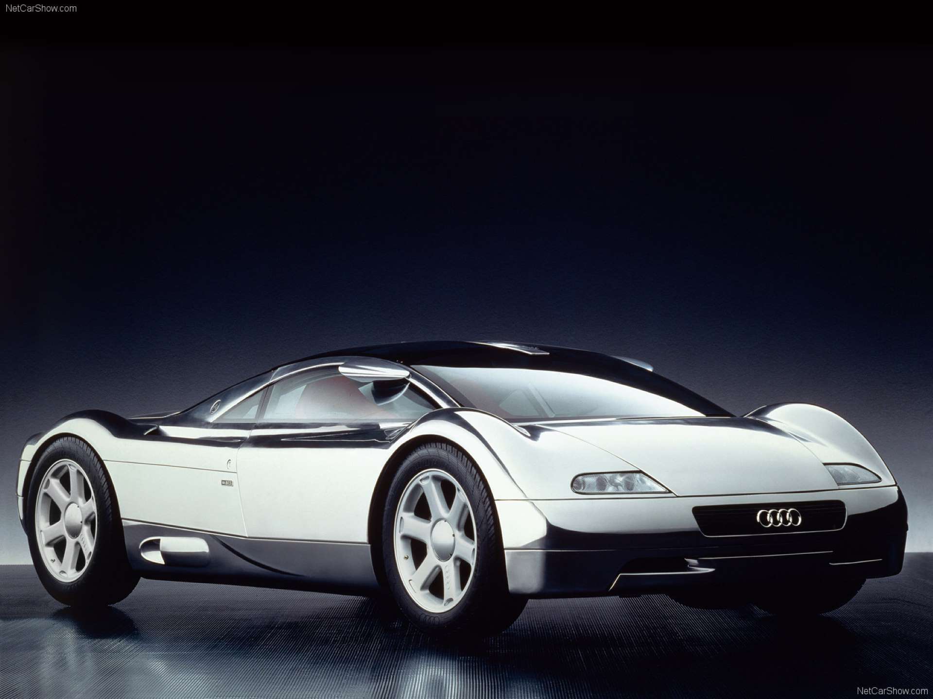 Audi-Avus_quattro_Concept
