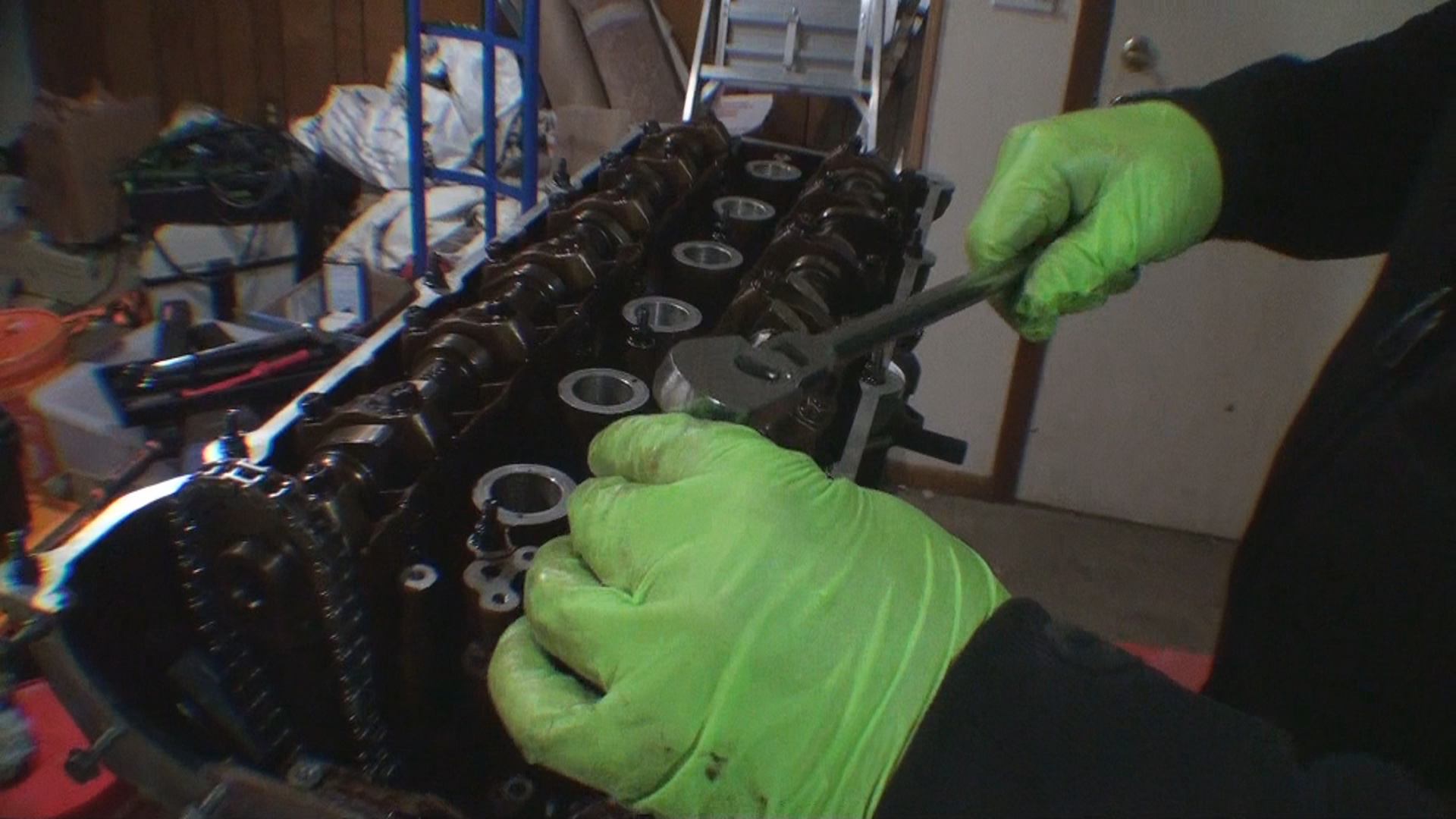 cam cap removal