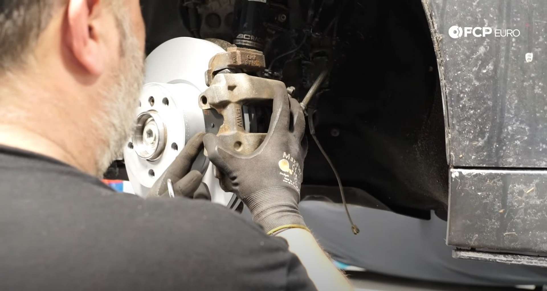 08-DIY-BMW-F30-Front-Brake-Service_Refitting-The-Caliper