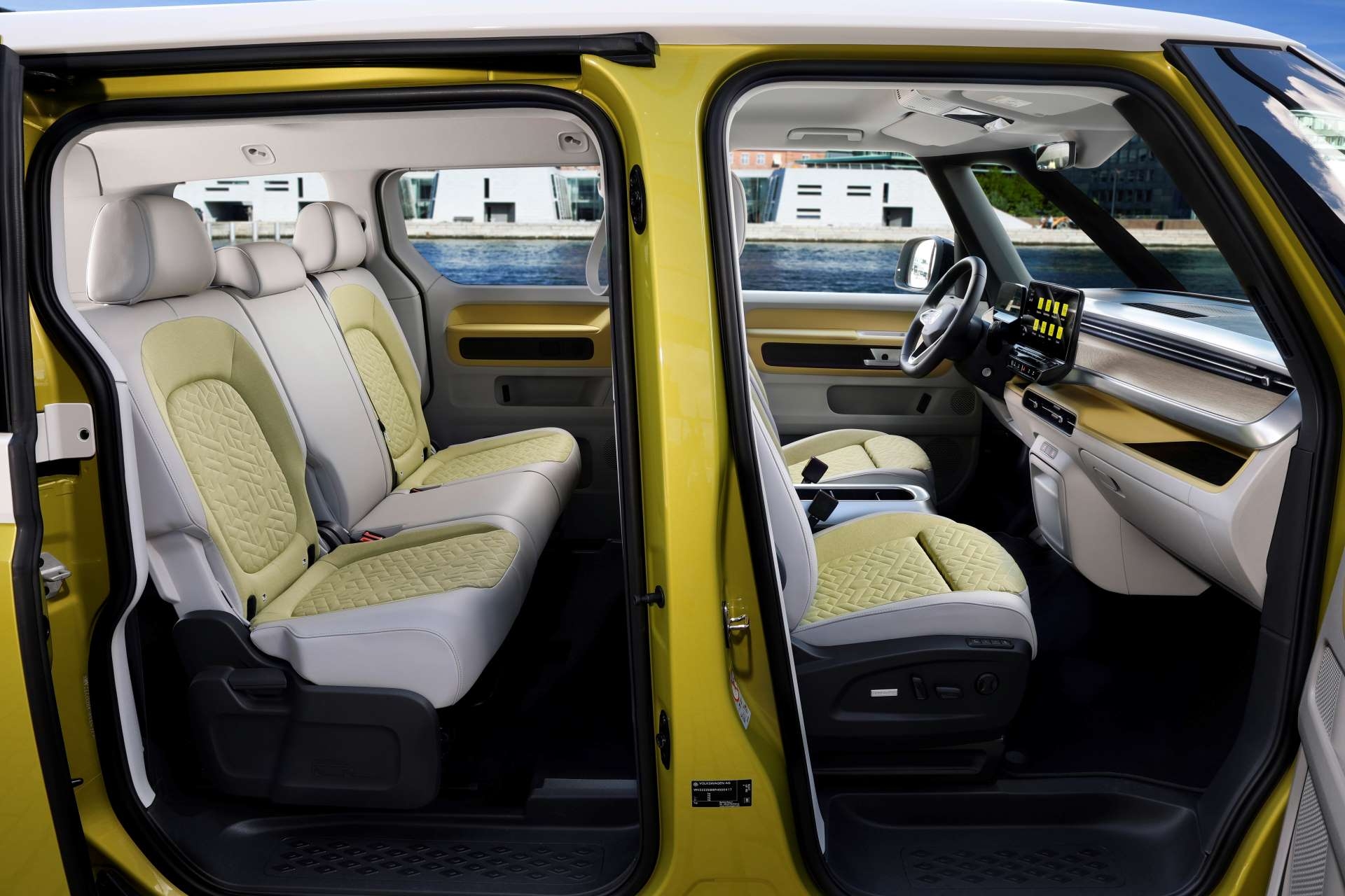 ID.Buzz interior