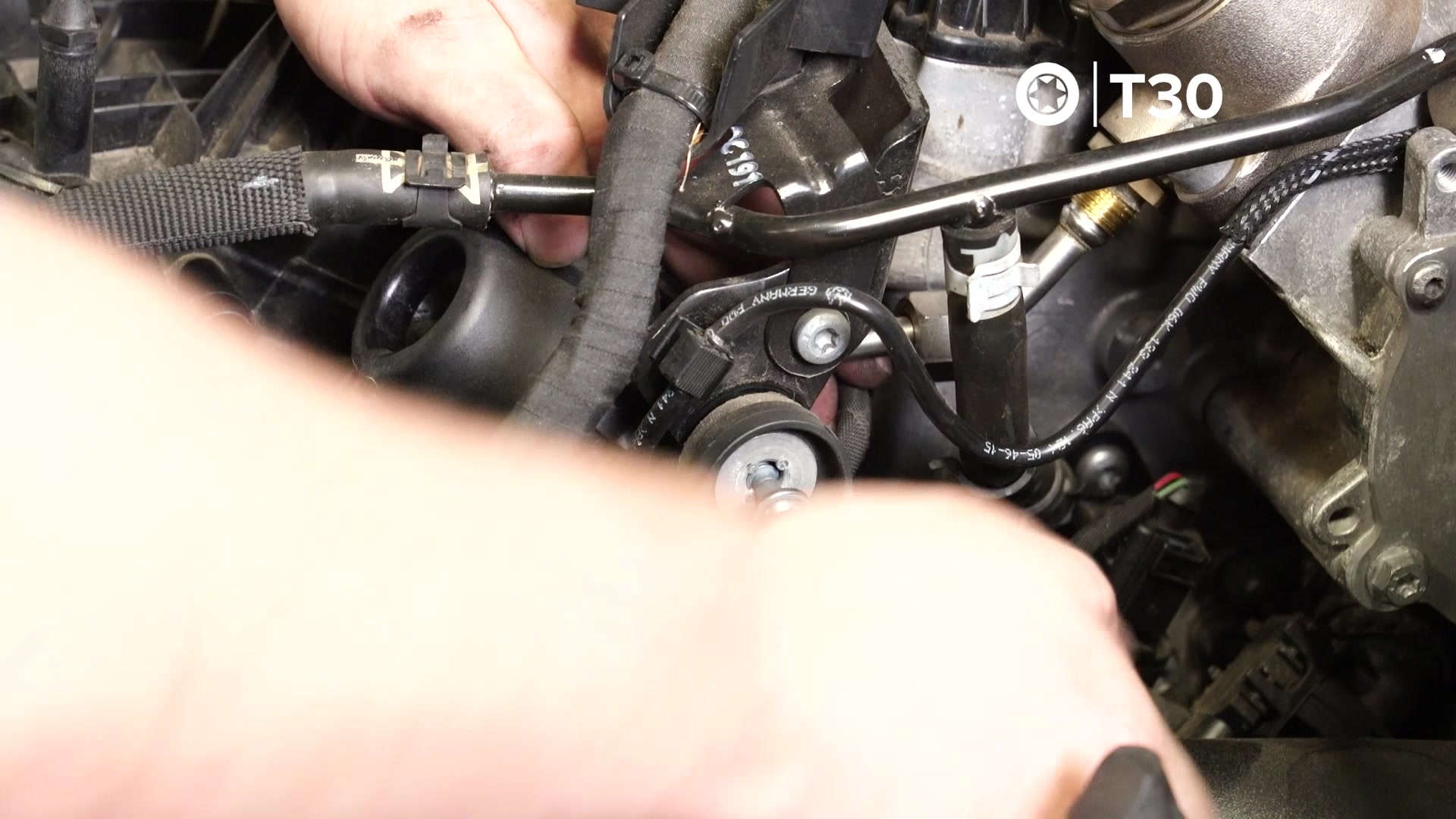 35-vw-mk7-manifold-removal-hpfp-t30