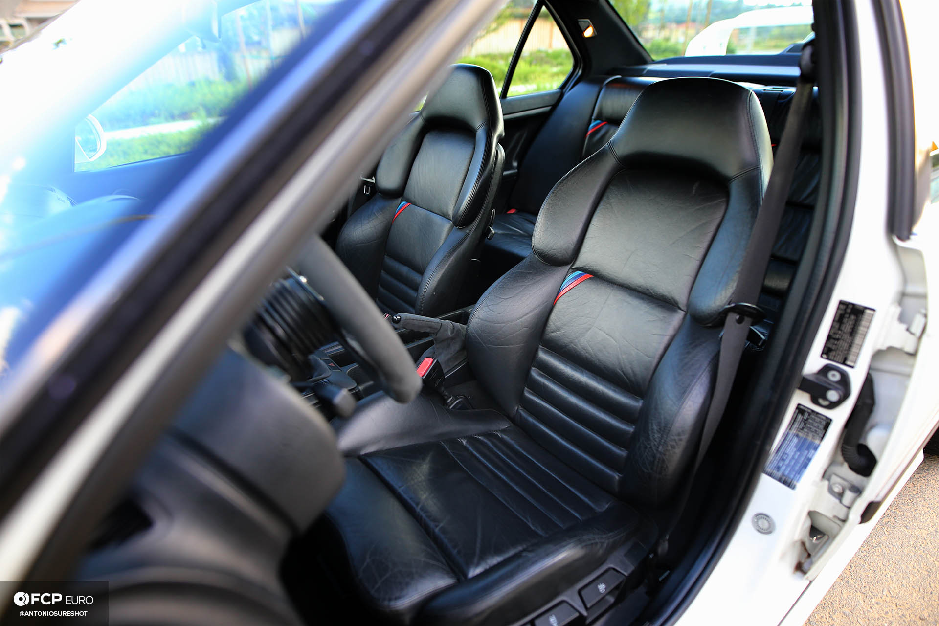 Garage Welt E36 BMW M3 4door sedan black Vader seats