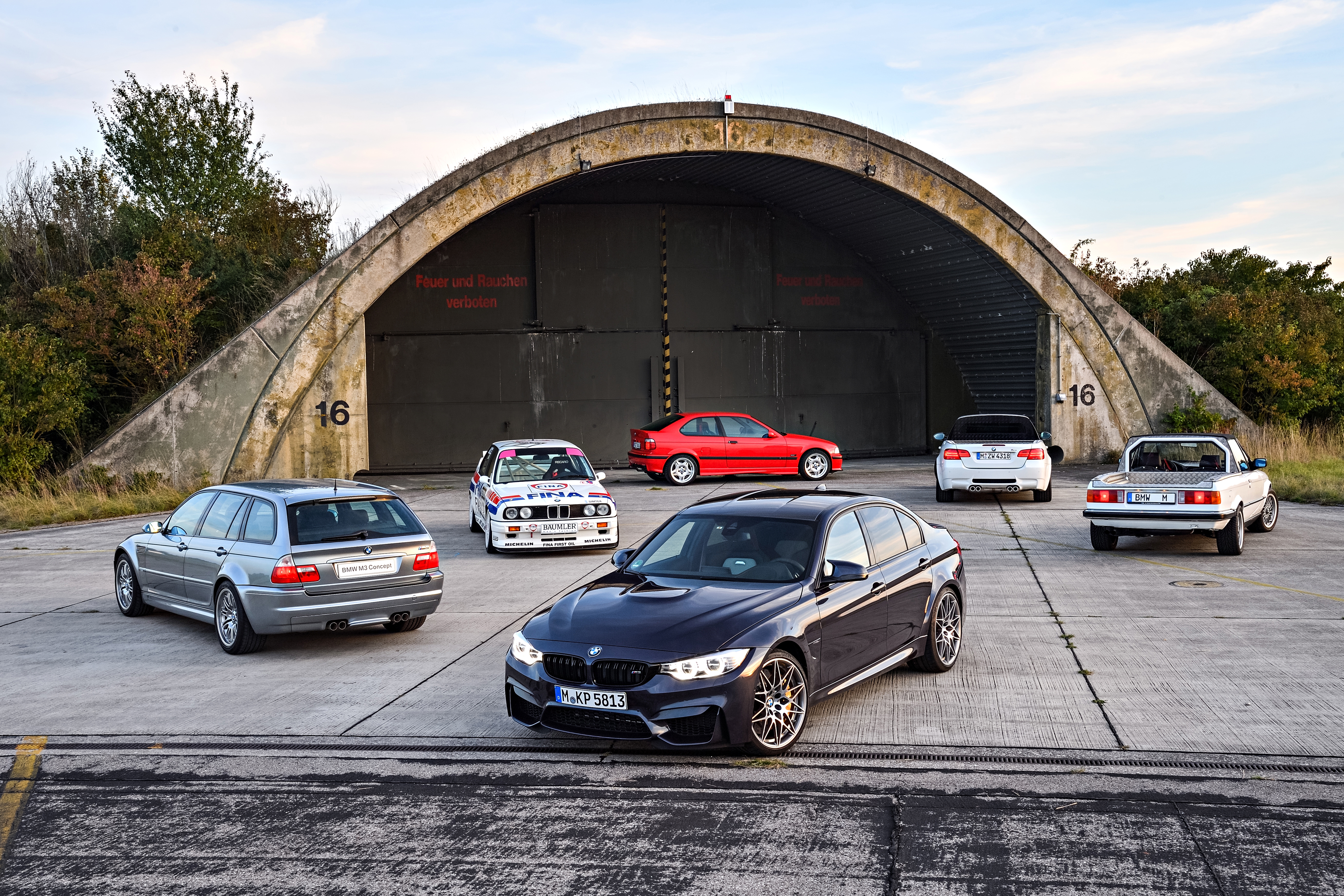 P90236806_highRes_the-bmw-m3-family-09 (1)