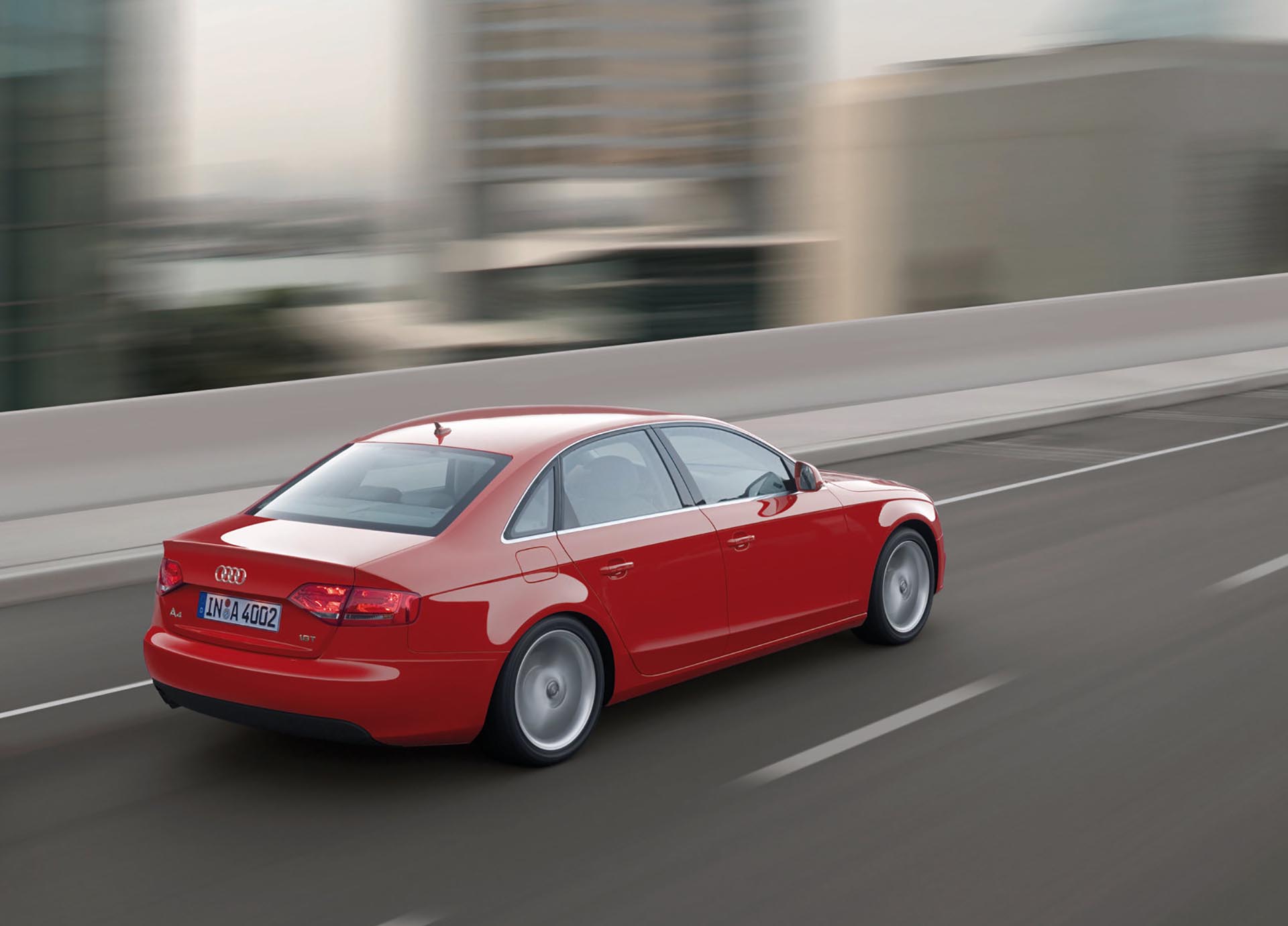 04_B8 Audi A4 rear profile driving
