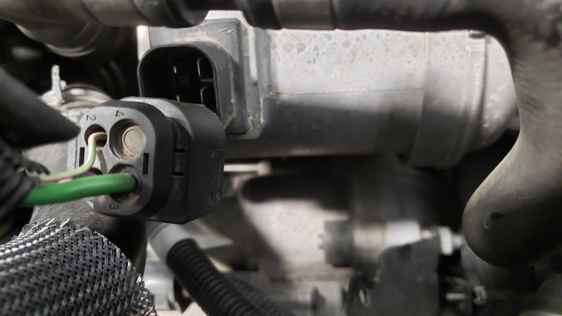 Volvo V60 P3 Water Pump Replacement Wiring Clip