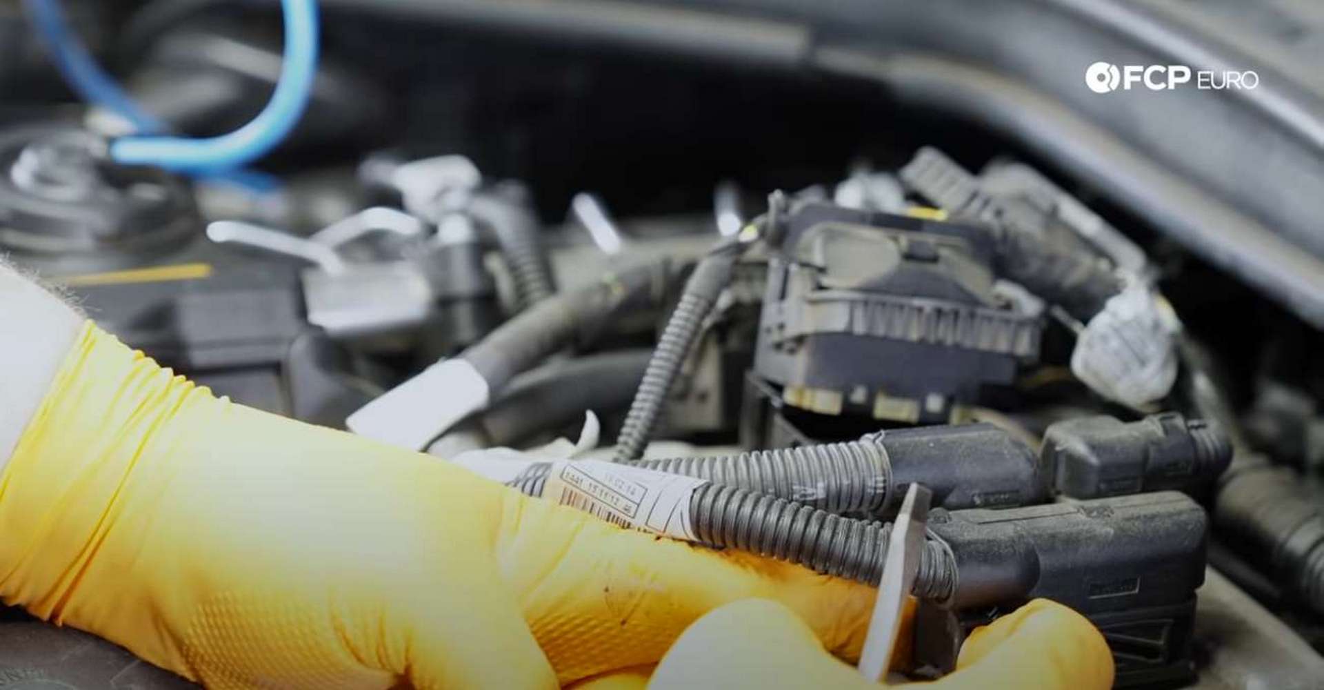 DIY BMW F30 Oil Filter Housing Gasket Replacement unplugging the DME