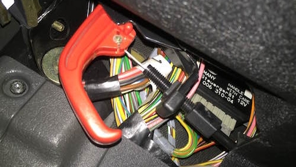 How to Adjust The Hood on a Volvo 940