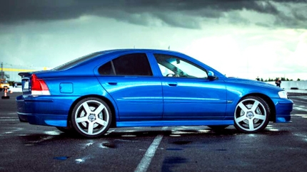 How To Replace The Front And Rear Brakes On A Volvo S60/V70 R Model