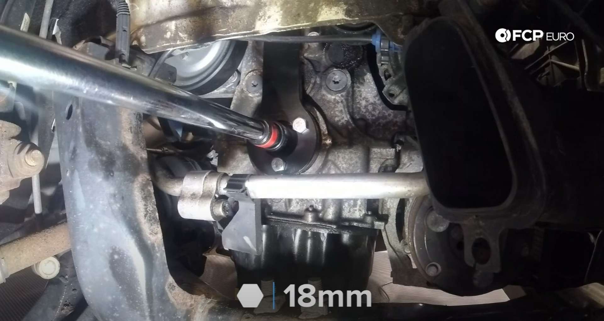 DIY MINI R56 Timing Chain Replacement removing the crankshaft bolt