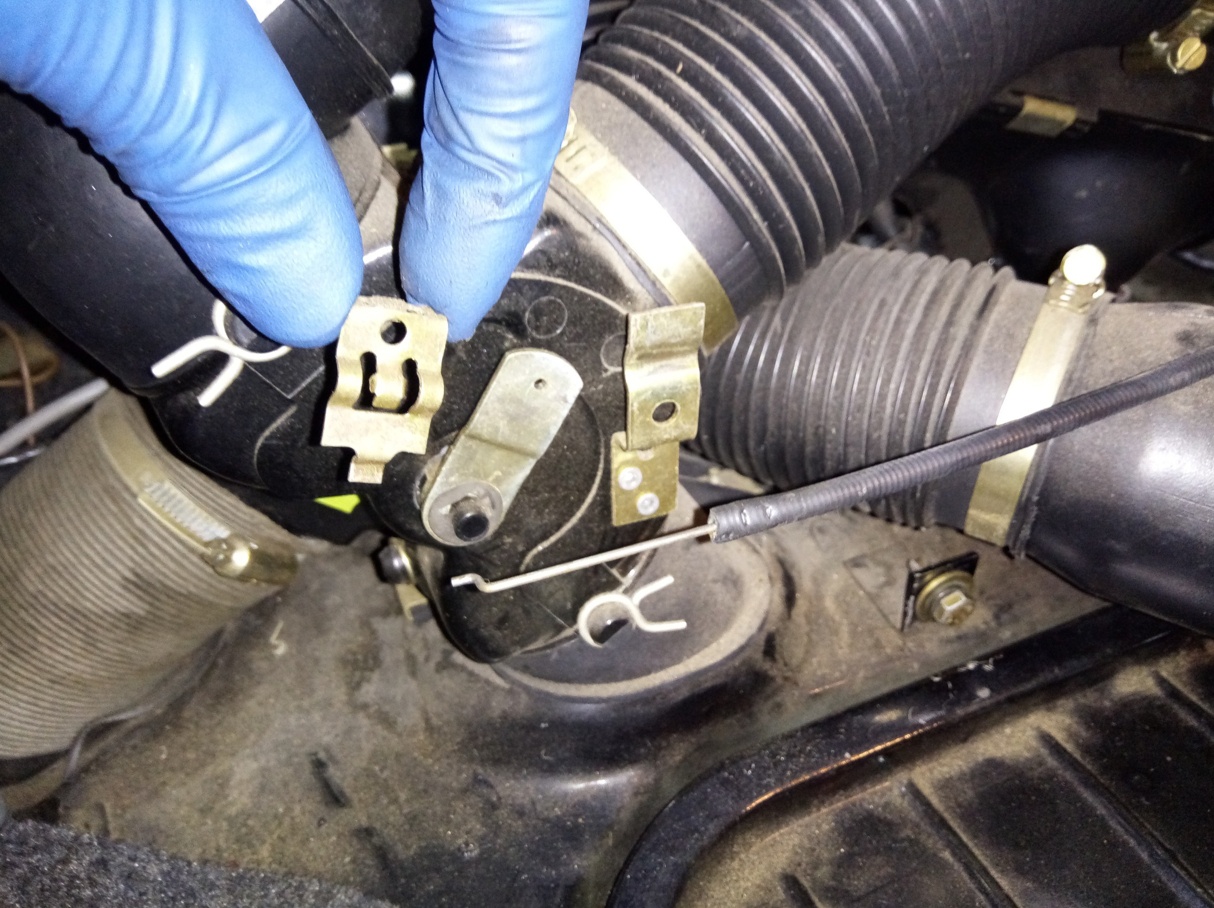 Air-cooled Porsche 911 heater control cable removal.