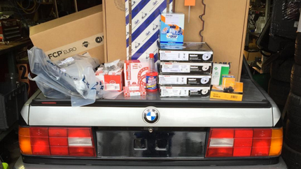 Preparing our BMW E30 for 18 Hours of Endurance Racing with AER