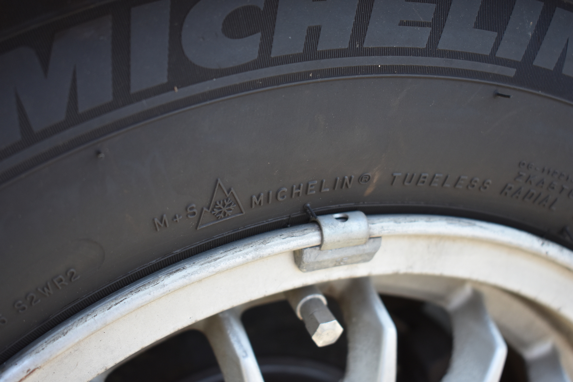 BMW E30 Buyers Guide Wheel Weights