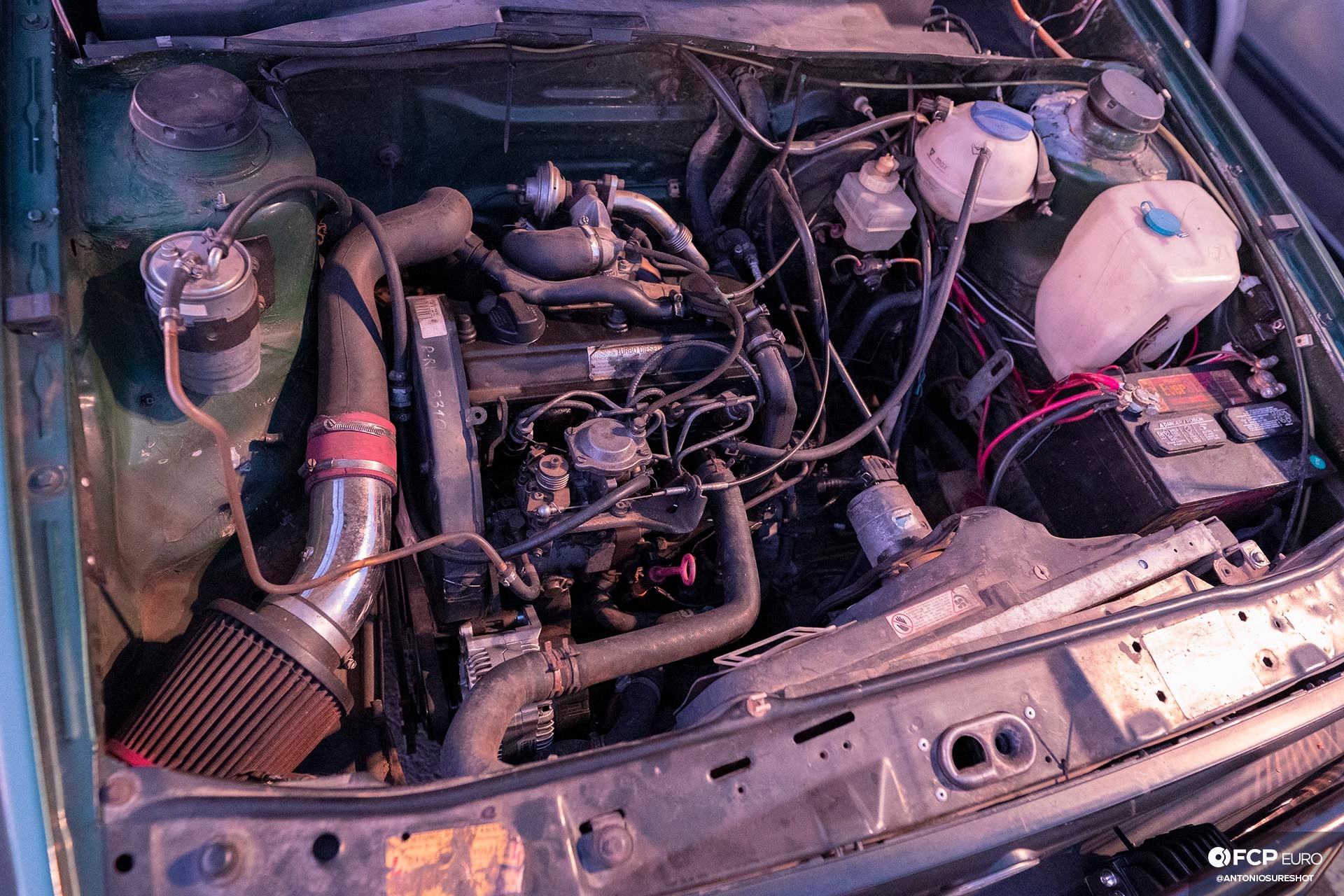Turbo-Diesel VW Golf Country Engine Bay