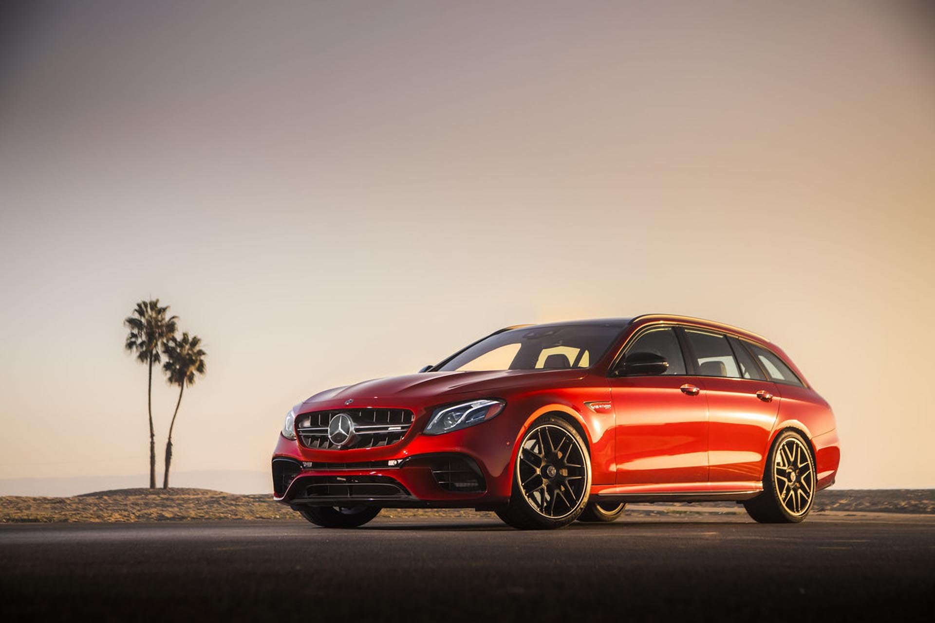 03_Mercedes Benz AMG E63 S Wagon front