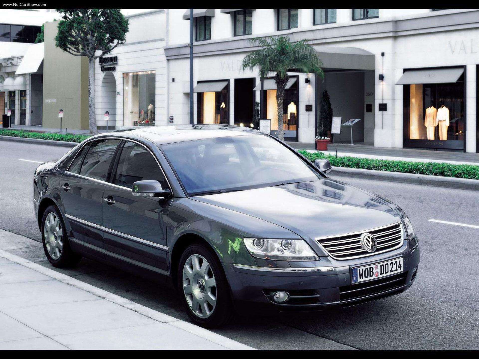 Volkswagen Phaeton W12