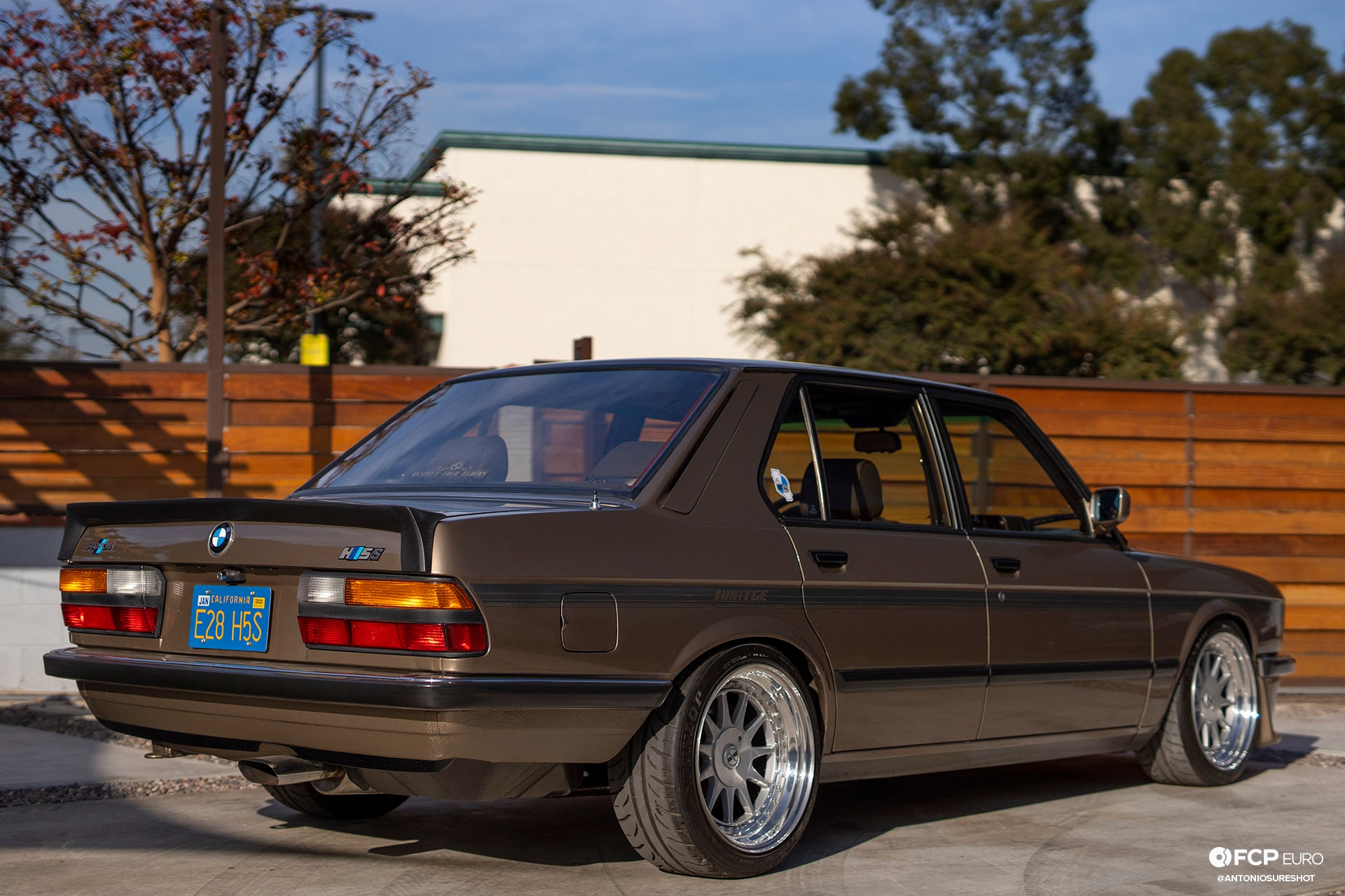 Hartge E28 BMW 535i EOSR5715