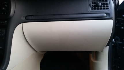 How to Fix a Clicking Sound When Unlocking/Locking a Saab 9-3