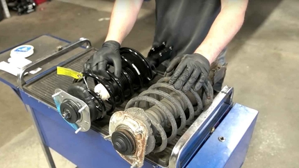 How To Install Sachs Front Quick Struts On A P2 Chassis Volvo