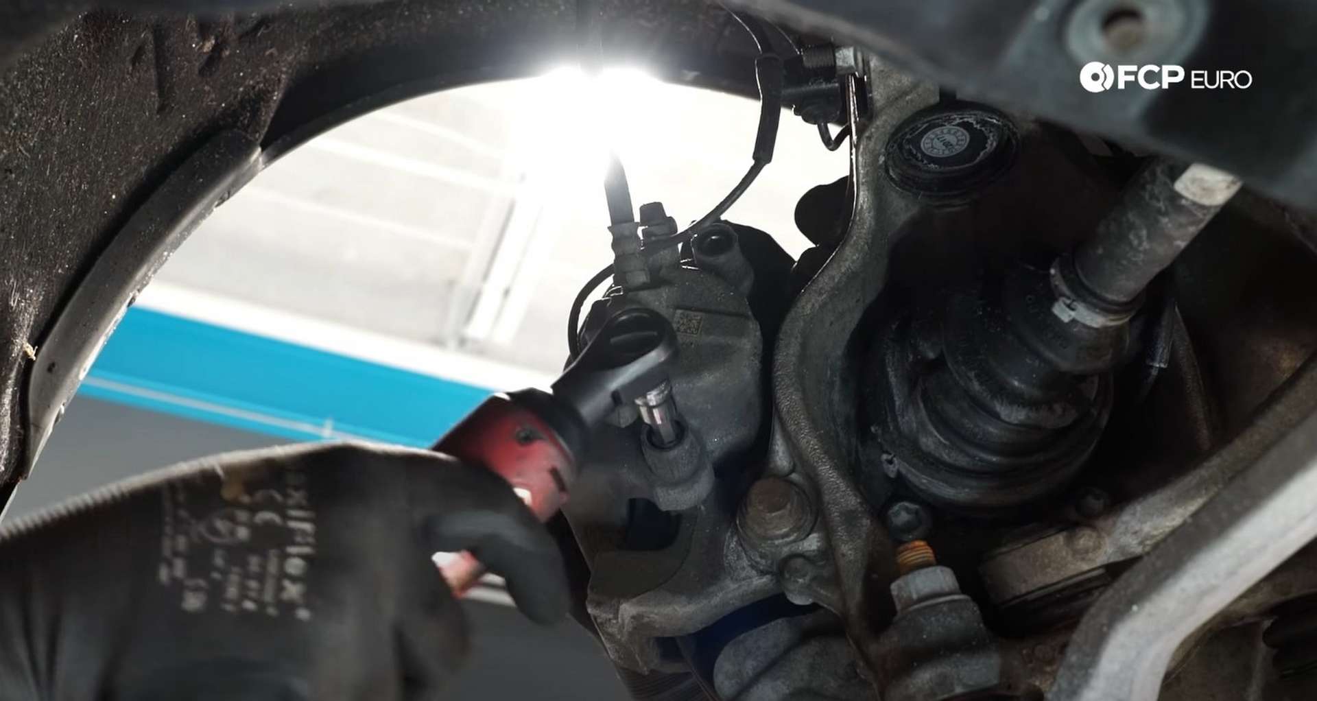 04-DIY-BMW-F30-Front-Brake-Service_Removing-The-Caliper