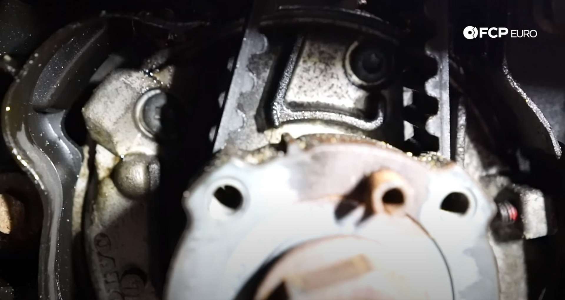 DIY Volvo P1 Timing Belt Replacement aligning the timing marks