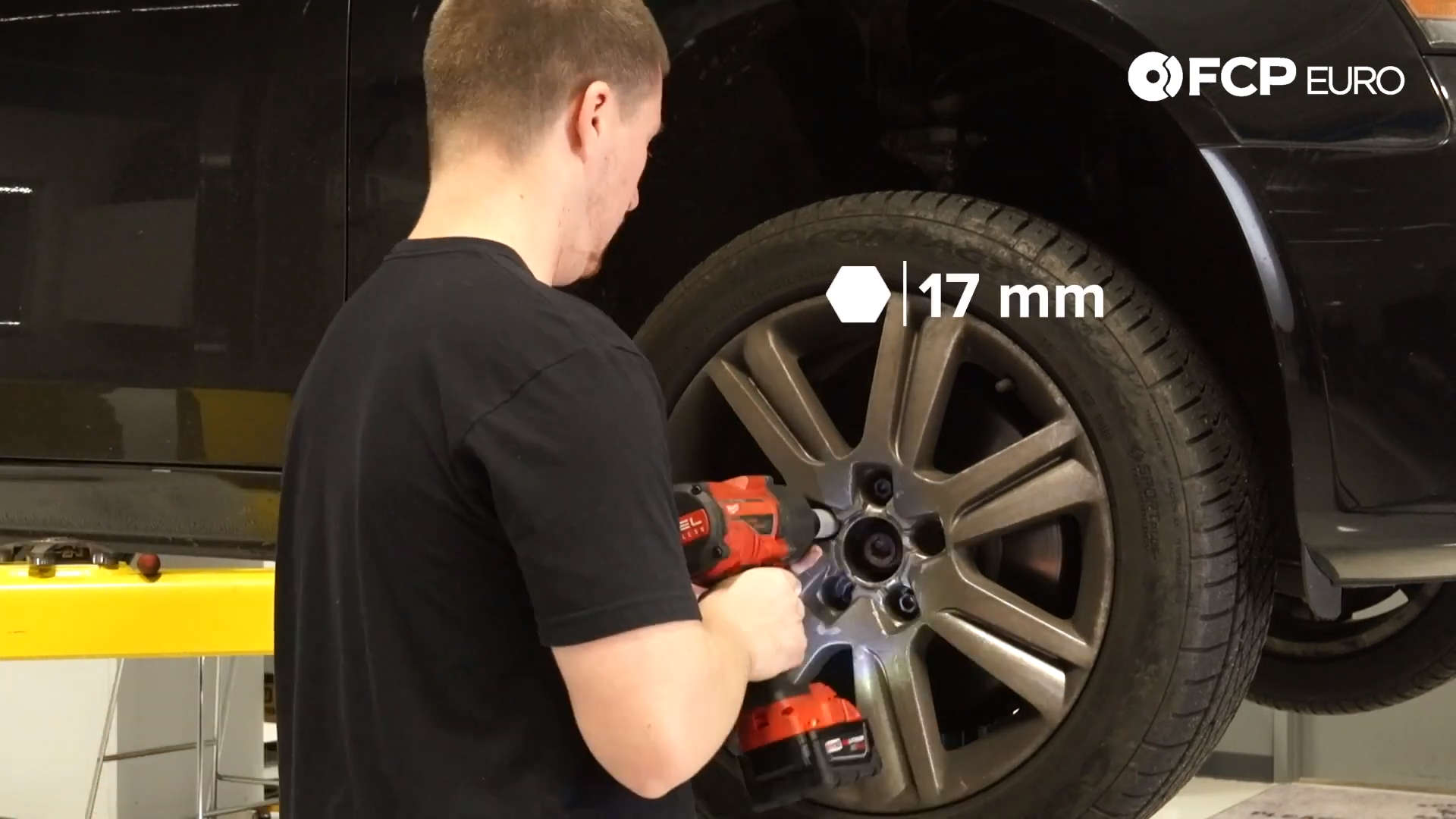 Audi B8 A4 & Q5 Front Control Arm Replacement Wheel Lug Removal