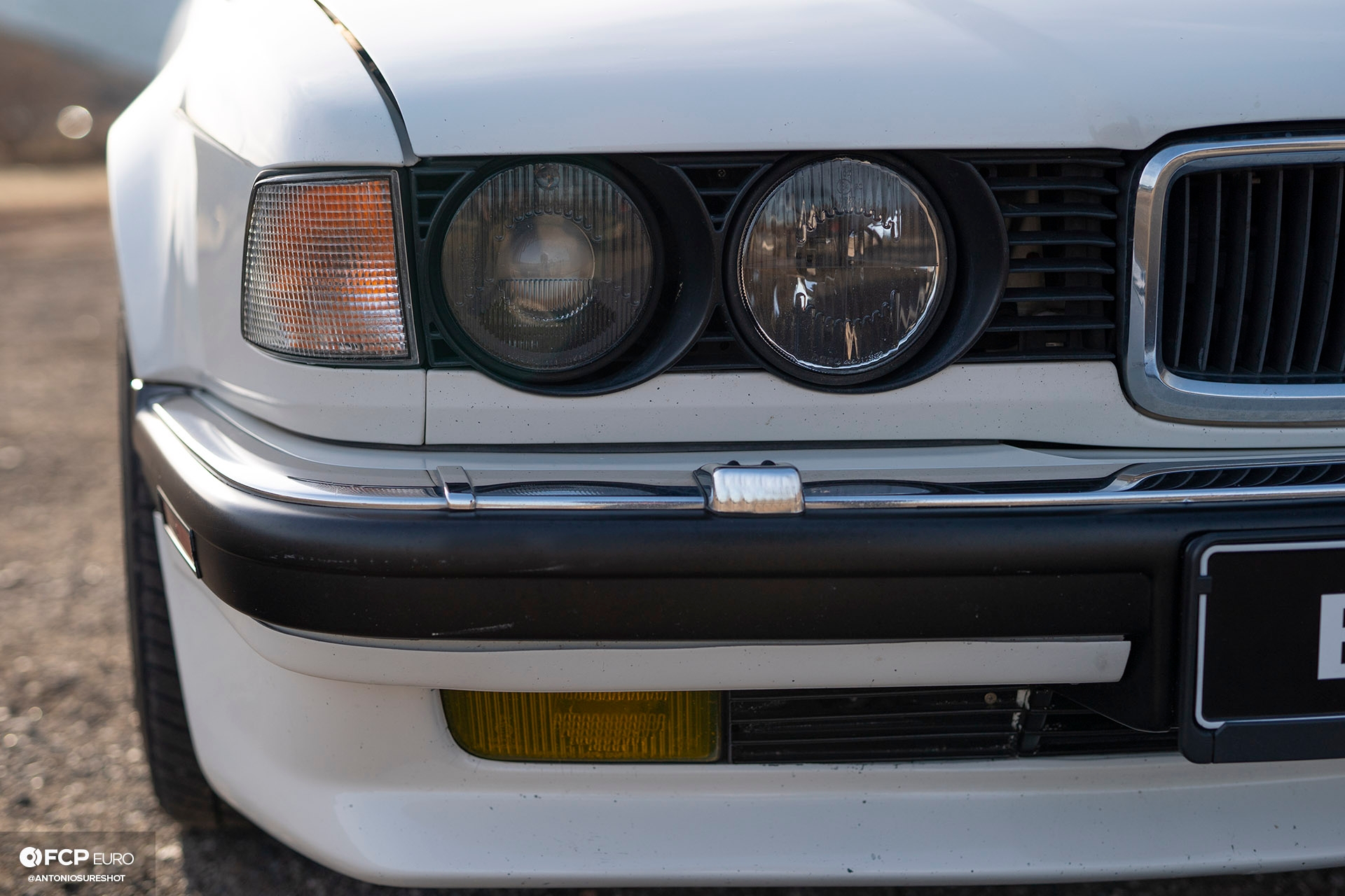 BMW E32 750iL 6 speed A9A02557