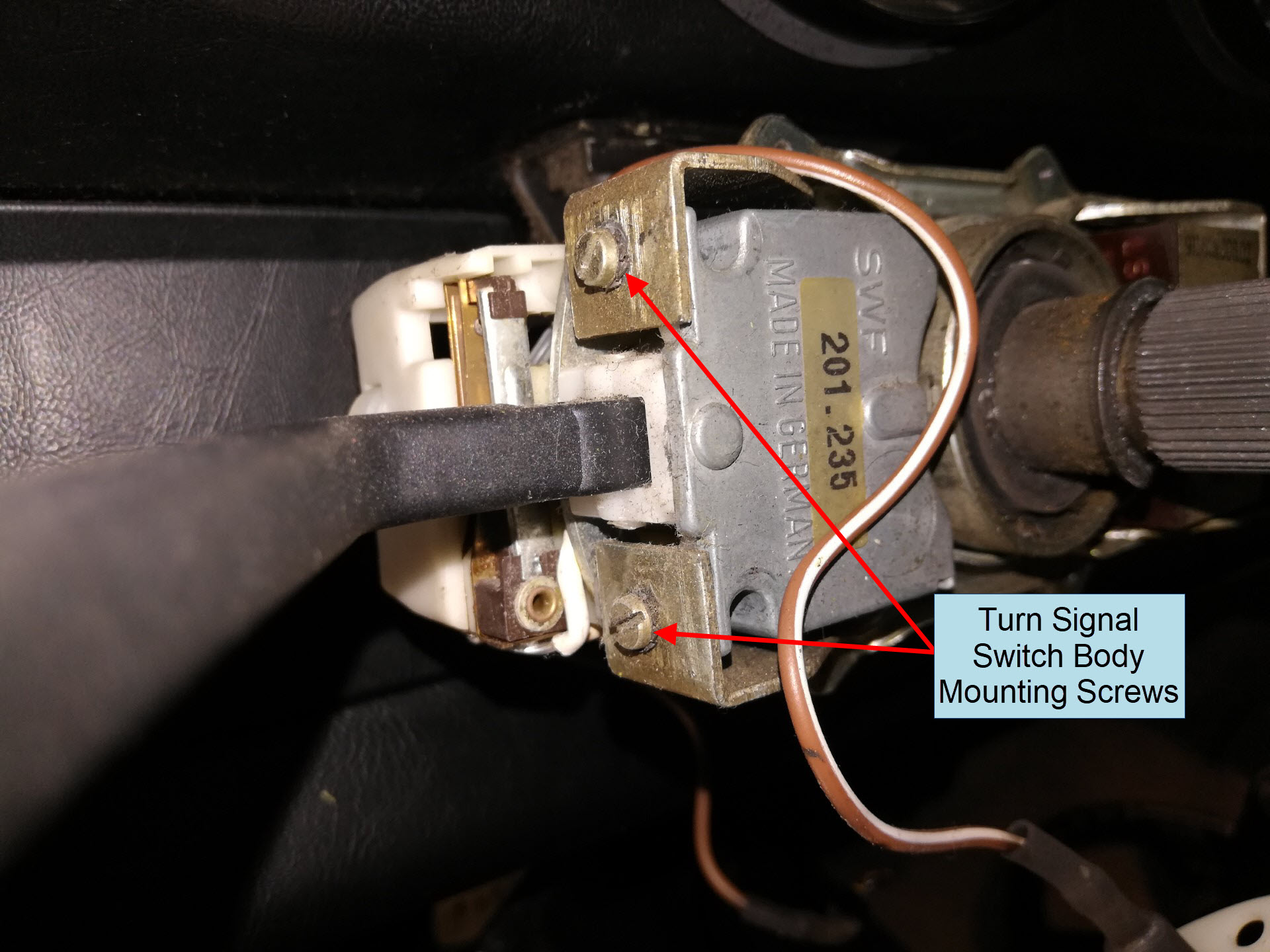 Air-cooled Porsche 911 Turn Signal Switch Removal