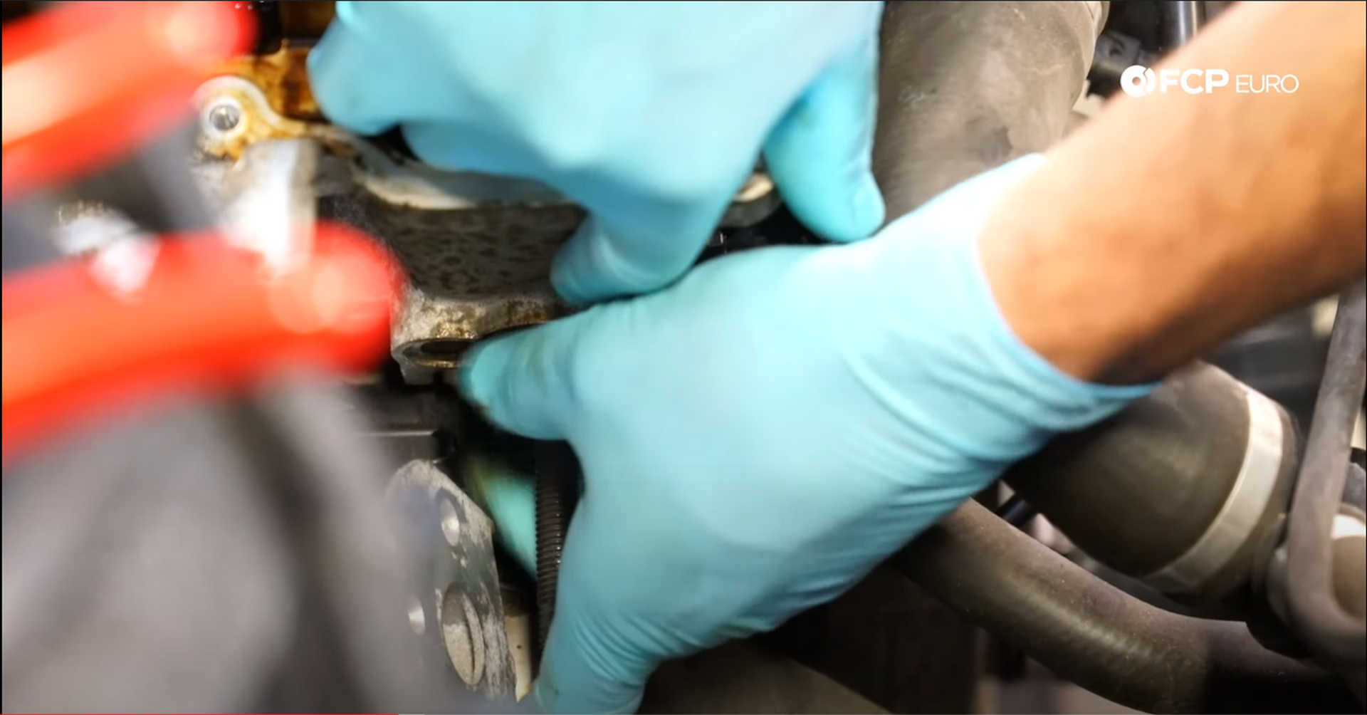 DIY BMW N20 Timing Chain removing the timing chain tensioner tool