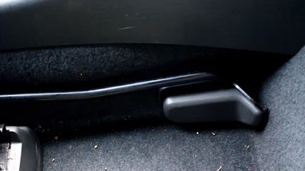 How to Remove/Replace Front Seats in a P1 Volvo (C30/C70/V50/S40)