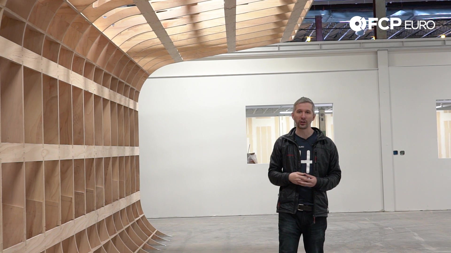 Expansion Episode 8 Cyc Wall