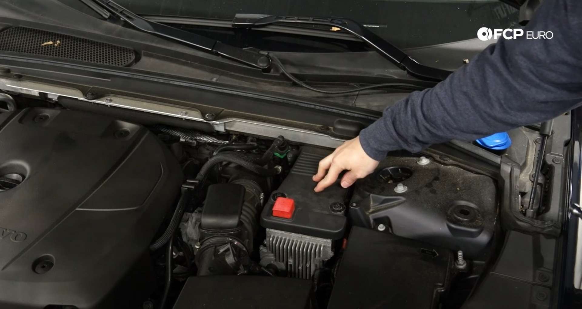 DIY Volvo SPA auxiliary Battery Check and Replacement locating the battery