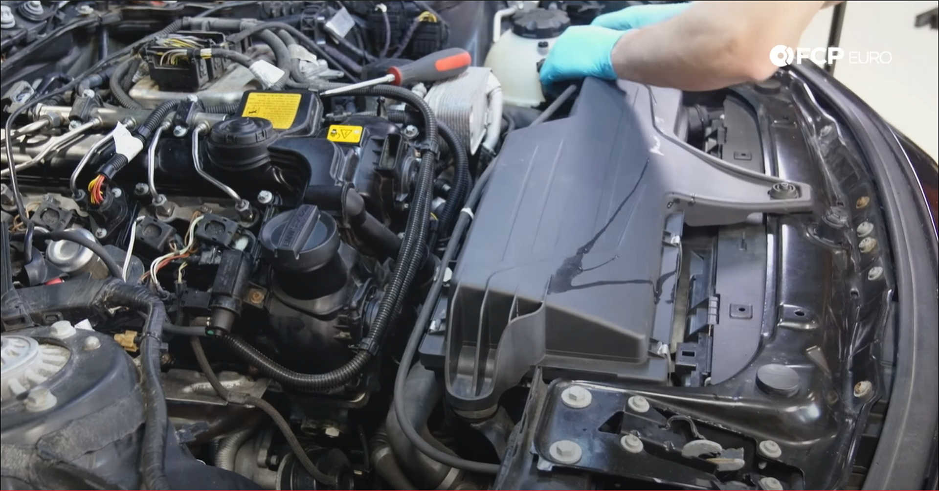 DIY BMW N20 Timing Chain airbox installation