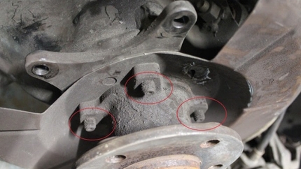How to Replace Rear Hub Wheel Bearings on a FWD P1 Volvo (C30, S40, V50, C70)