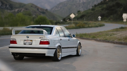 Welt-Built Machine - S54-Swapped BMW E36 M3 Sedan