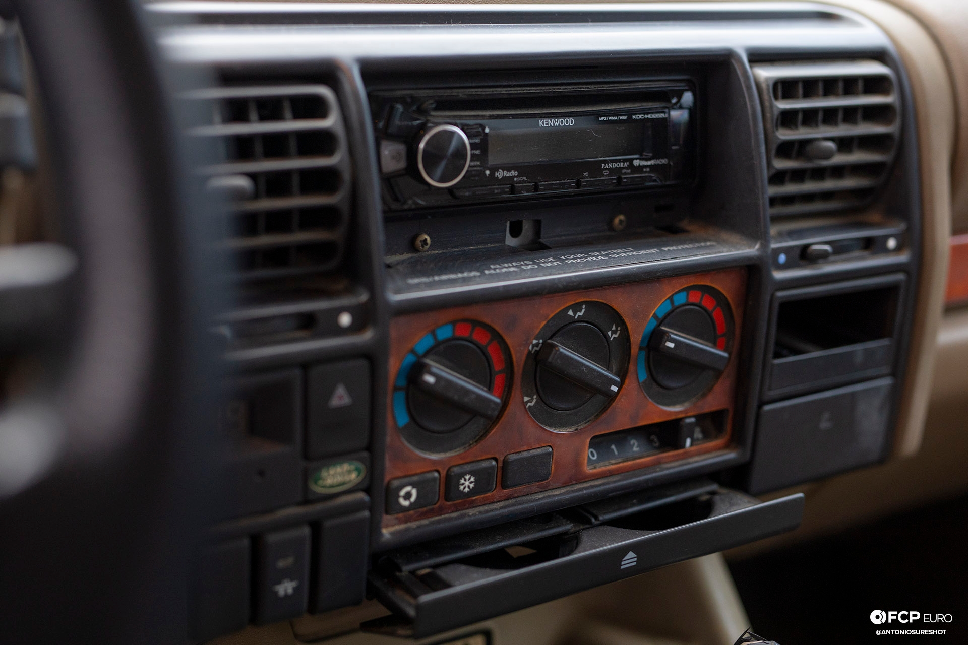 Land Rover Discovery SD Kenwood EOSR1703