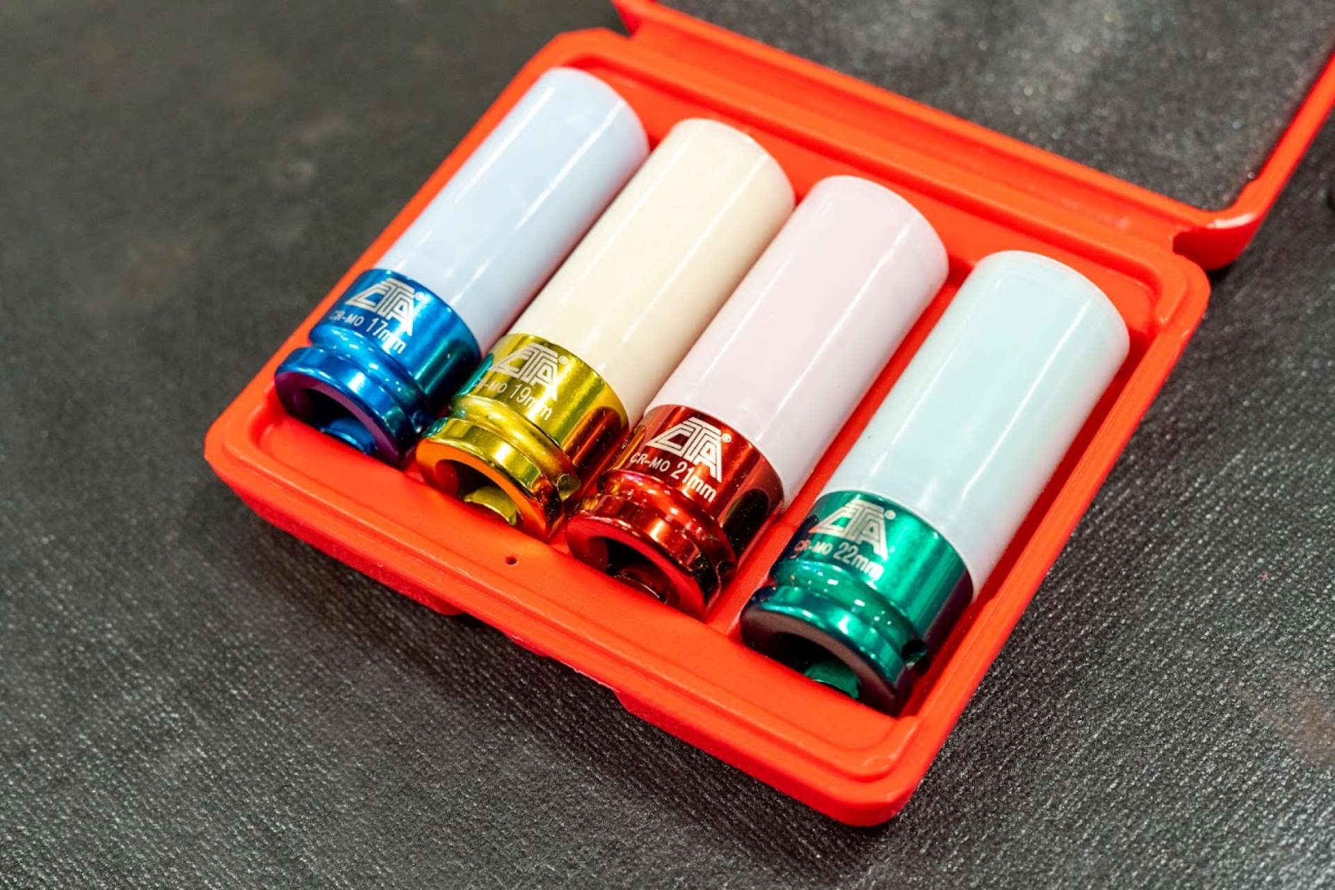 FCP Euro 2021 Holiday Gift Guide Thin Walled Lug Socket Set