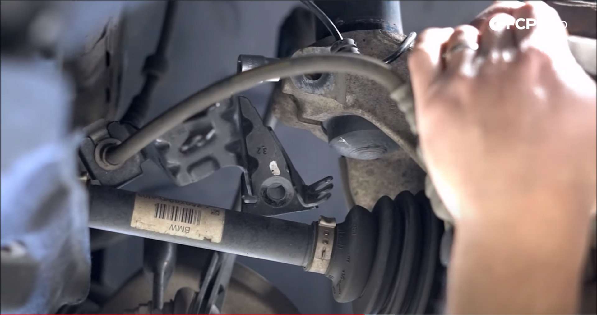 DIY BMW F30 Coilovers grabbing and moving knuckle