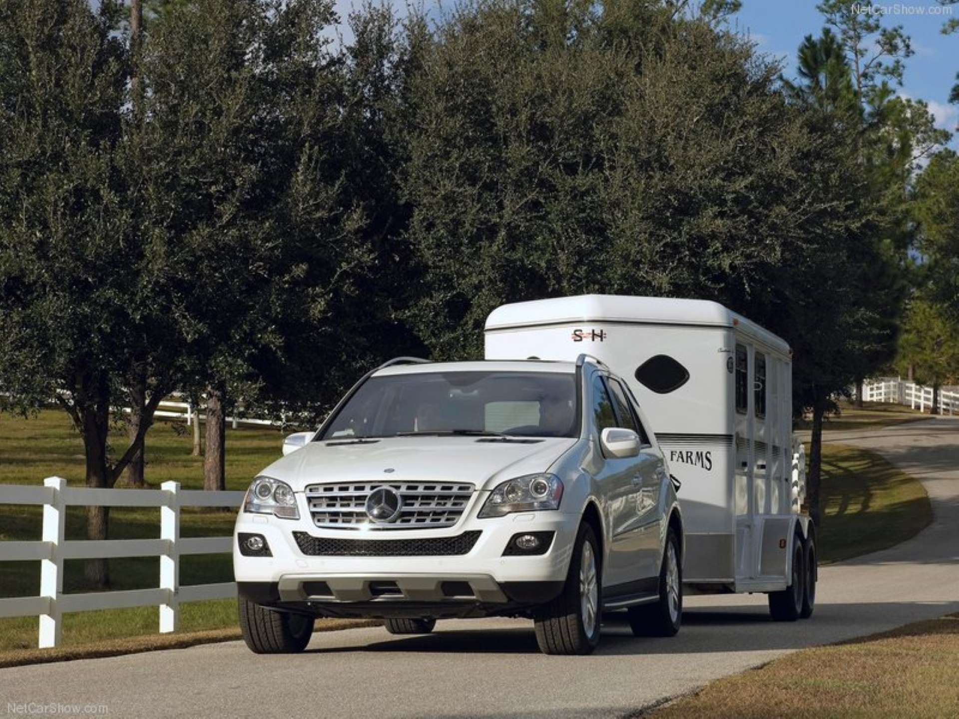 European Tow SUVs Mercedes-Benz-M-Class